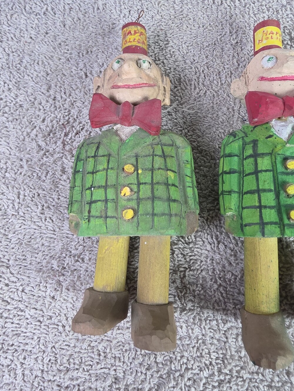 Handcrafted Folk Art Green Wooden Figurine Pair with Red Bow Ties - Picture 13 of 16